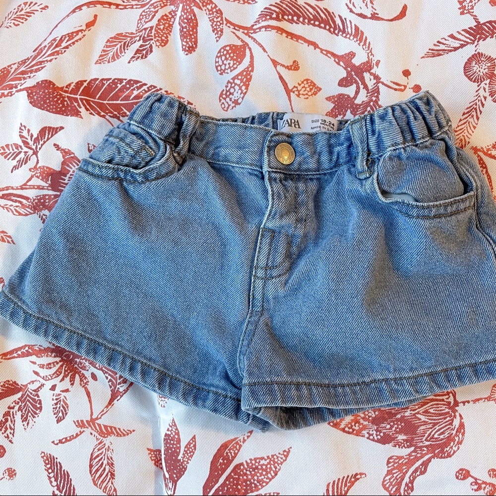 ZARA BABY GIRL SHORTS
